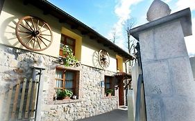 Apartamentos Rurales Villa-García